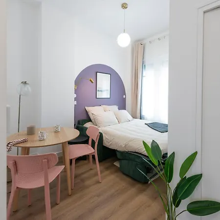 Apartment Modern In The 10th District