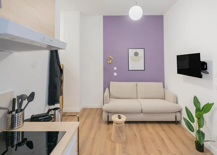 Apartament Modern In The 10th District