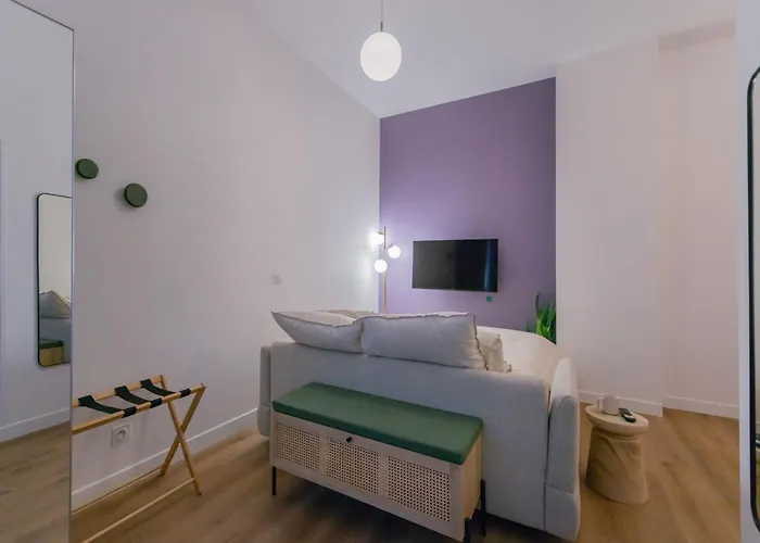 Apartament Modern In The 10th District
