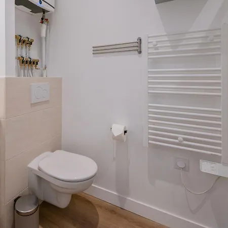 Apartament Modern In The 10th District Paryż