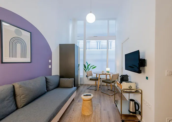 Modern In The 10th District * Παρίσι