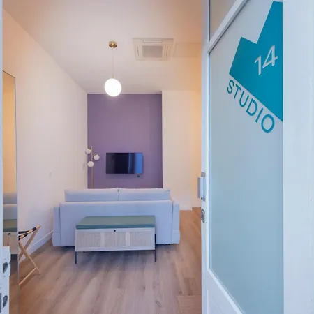 Modern In The 10th District *